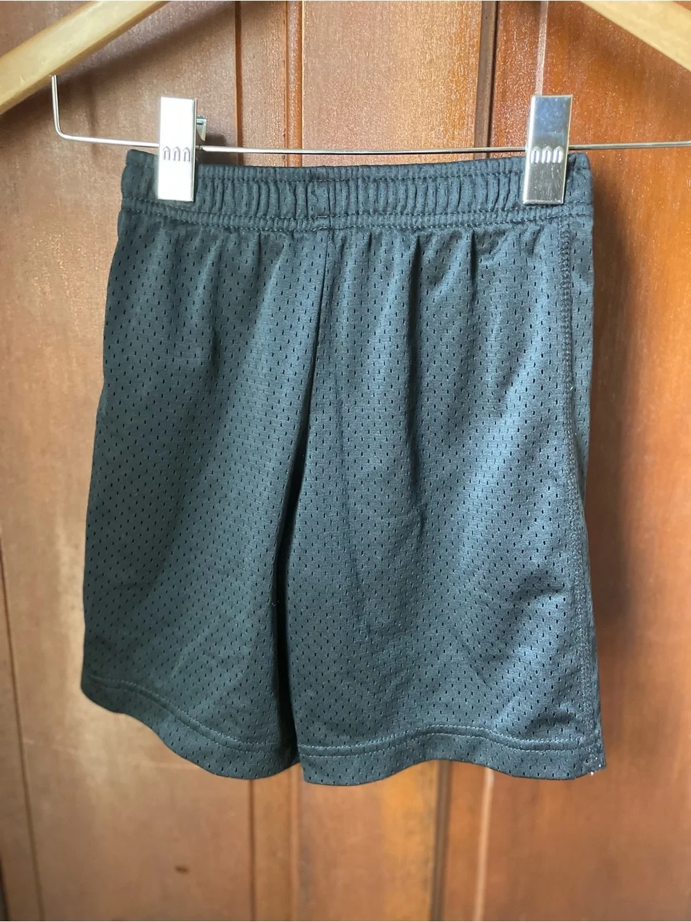 Nike boys size 7 black athletic shorts